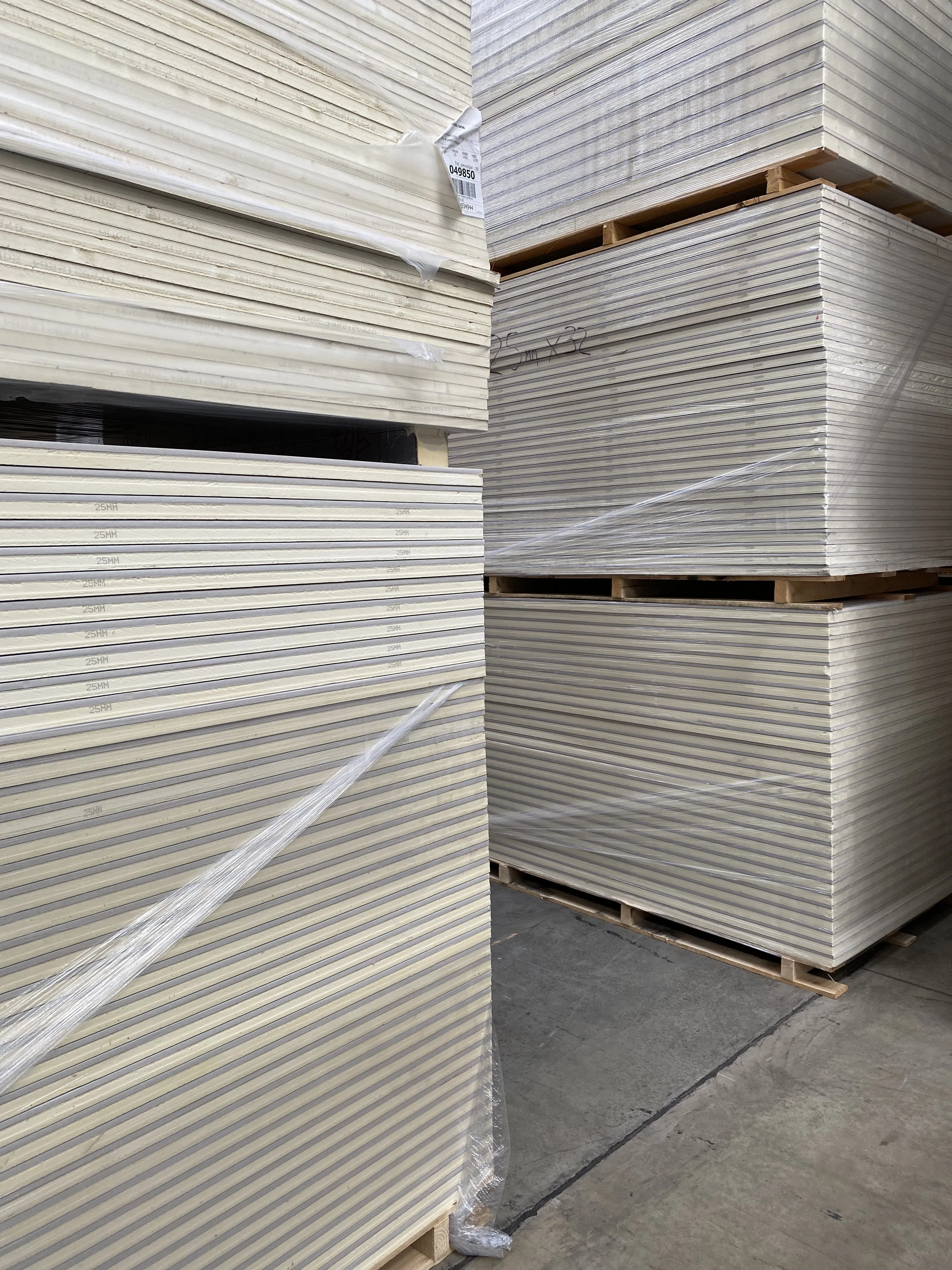 102.5mm Ultraliner Insulated PIR Plasterboard - Pallet of 24