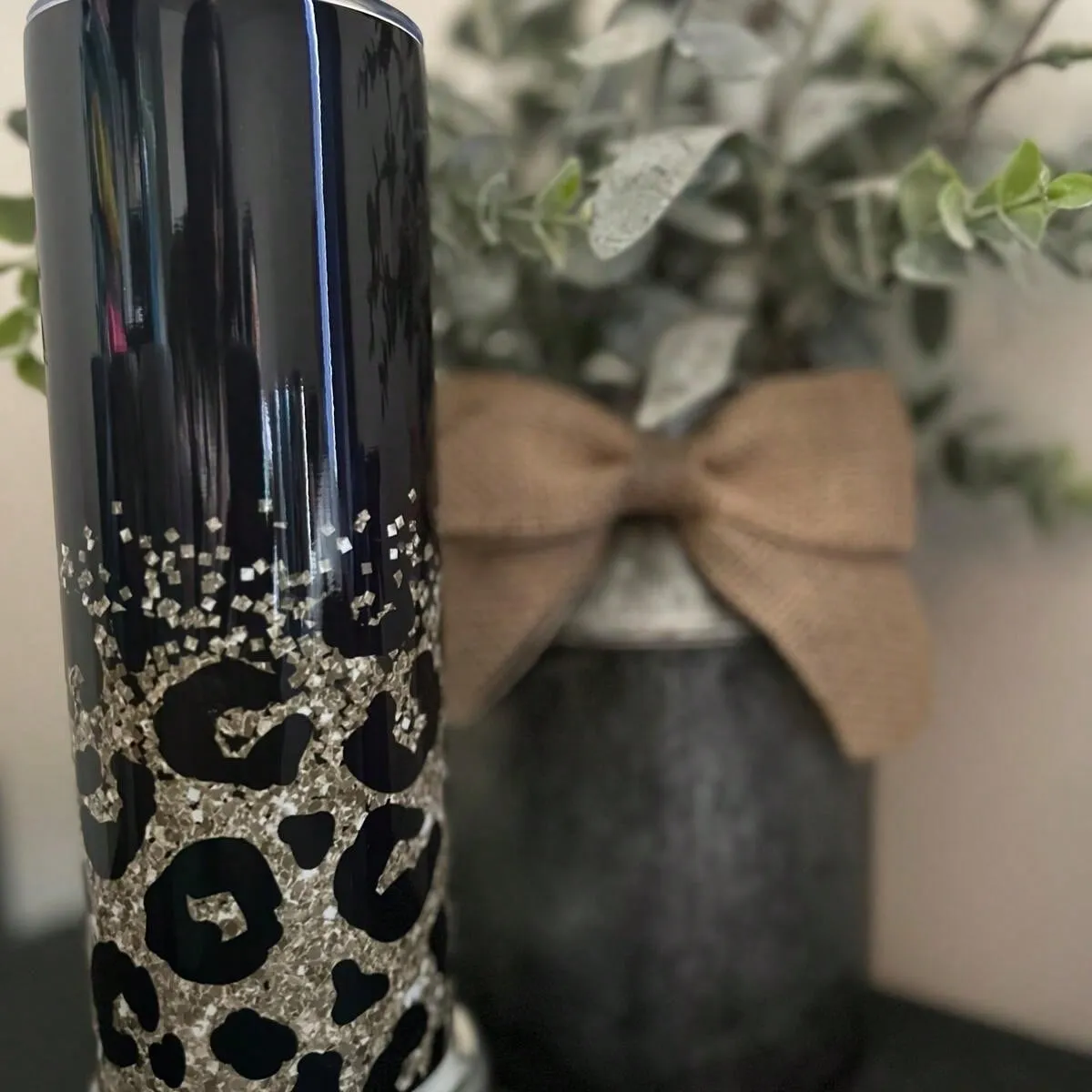 20oz Stainless Steel Leopard Print Water Bottle with Lid and Straw - Insulated Tumbler for Summer and Winter - Perfect Outdoor Travel Accessory and Valentine's Day Gift