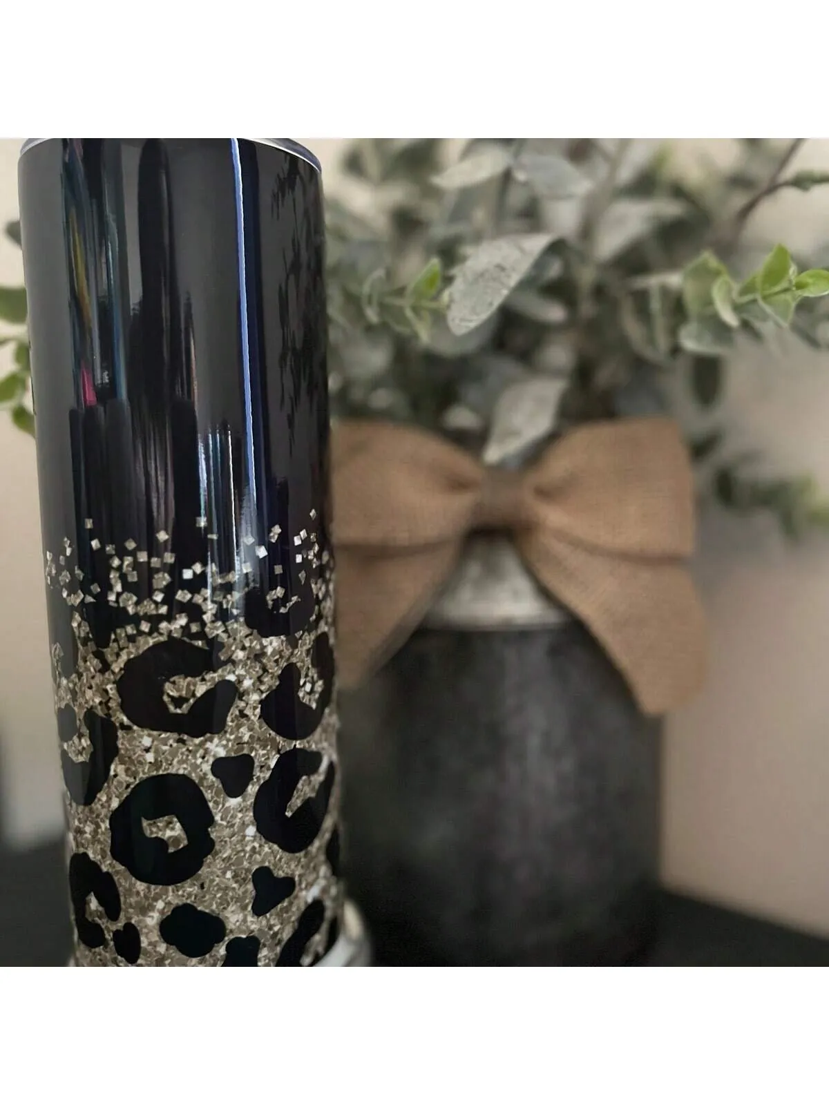 20oz Stainless Steel Leopard Print Water Bottle with Lid and Straw - Insulated Tumbler for Summer and Winter - Perfect Outdoor Travel Accessory and Valentine's Day Gift