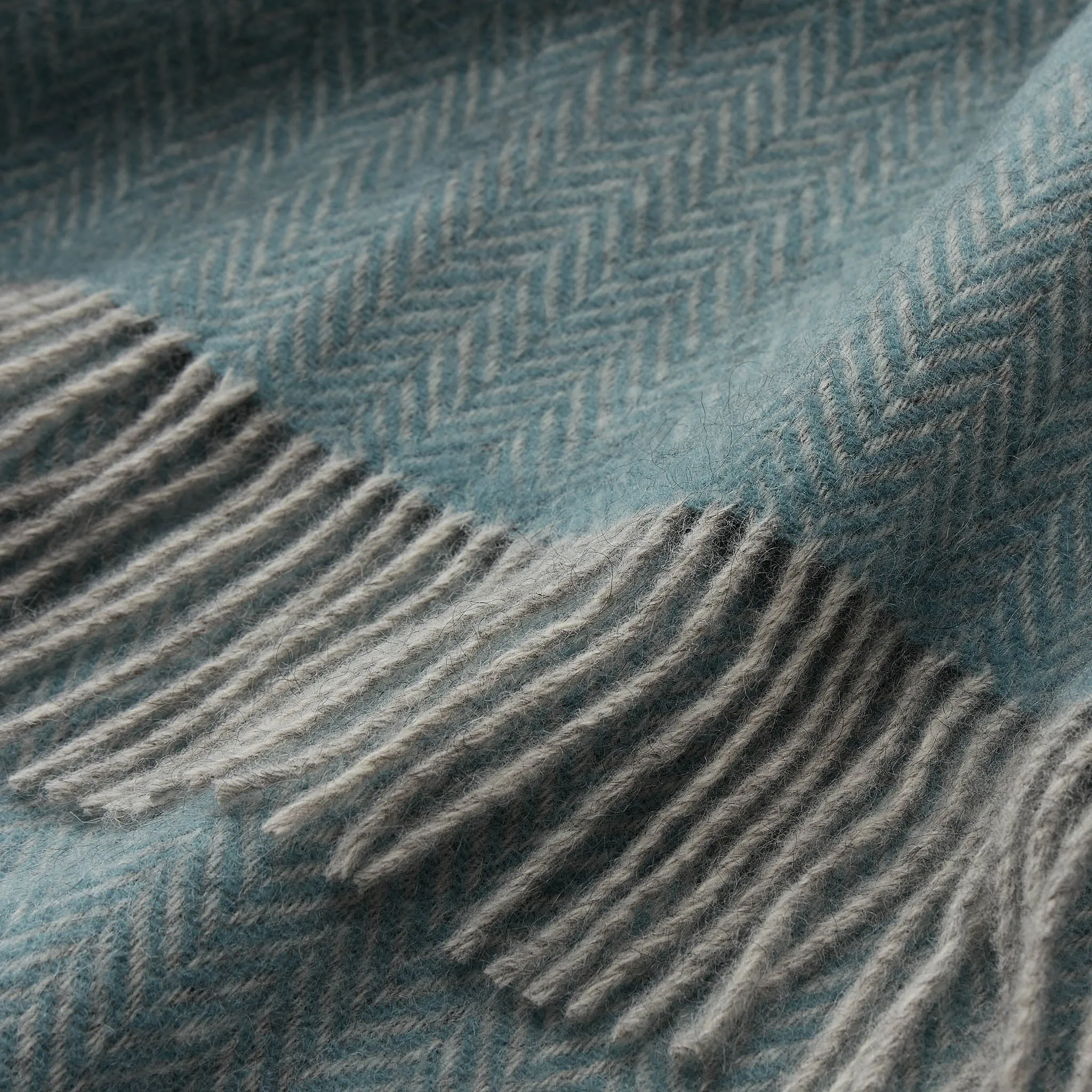 Gotland Sheri Blanket [Green grey & Grey]