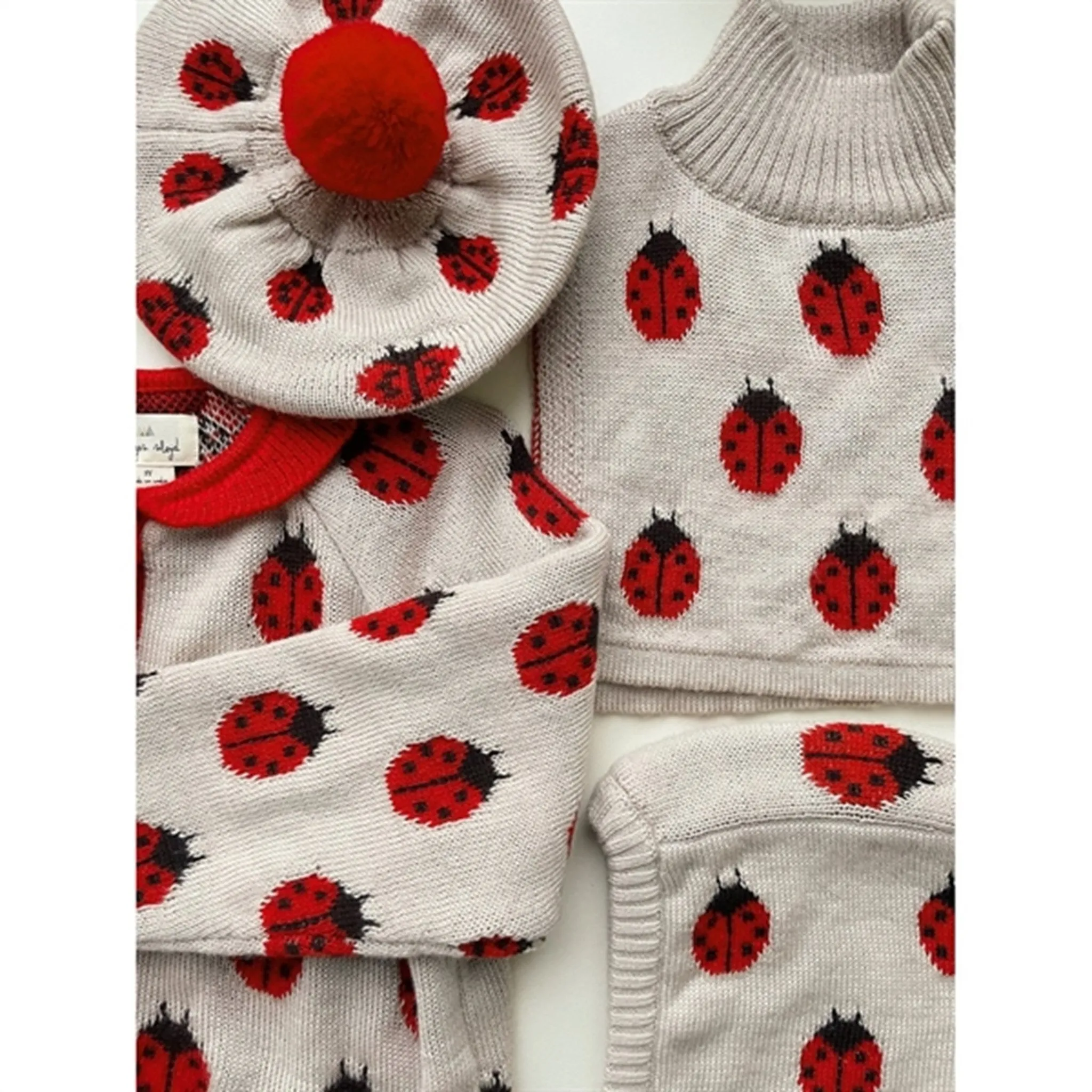 Konges Sløjd Ladybug Belou Knit Woll Neckwarmer