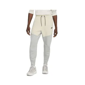 Nike Men's Sportswear Tech Fleece Joggers Rattan