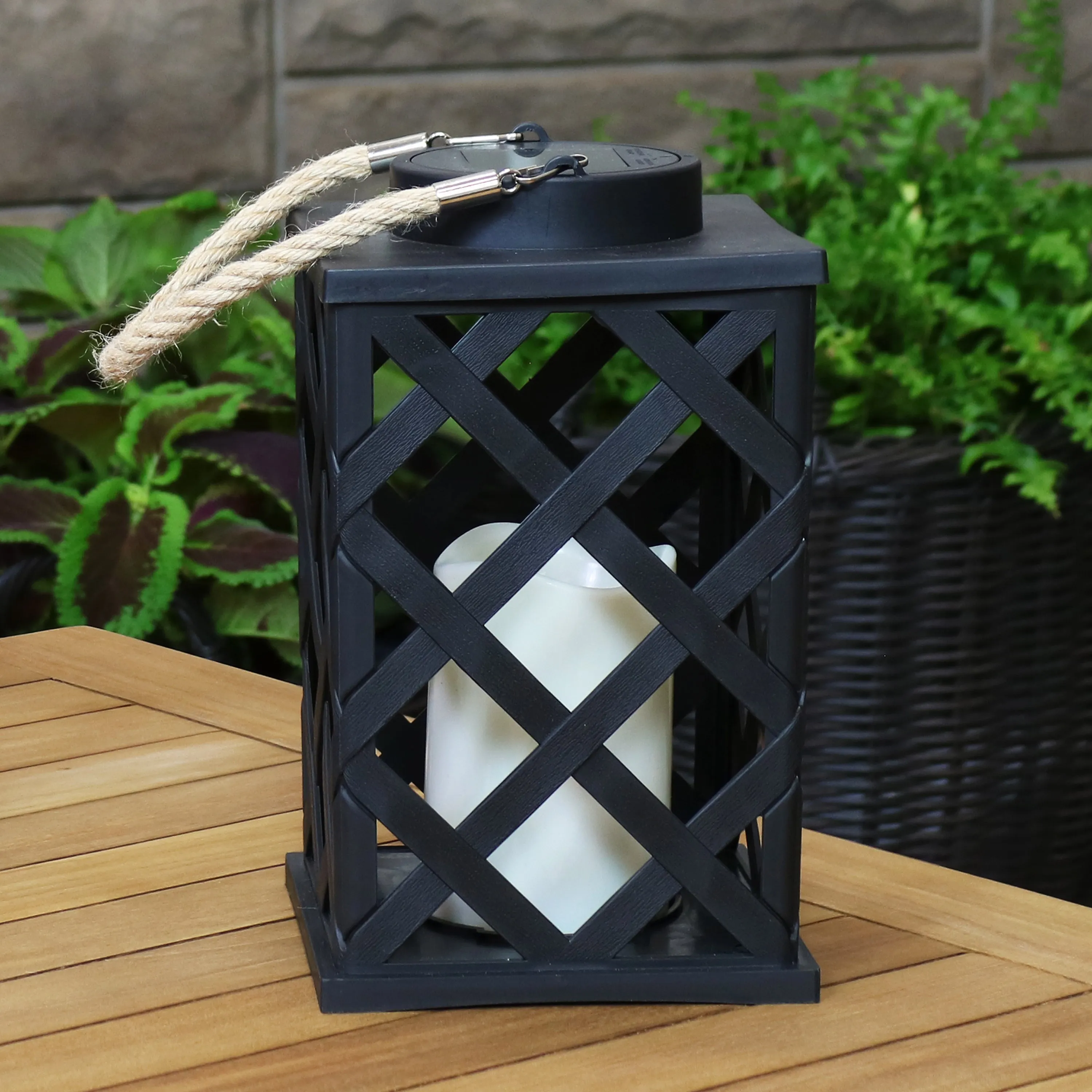 Sunnydaze Modern Crosshatch Outdoor Solar Decorative Candle Lantern